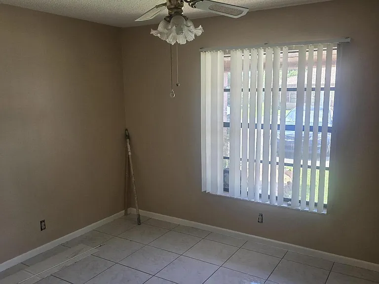 4290 Royal Banyan Way #B — Photo 3