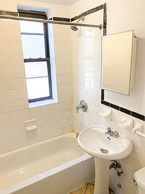 Rented by Green Manzana LLC | media 13