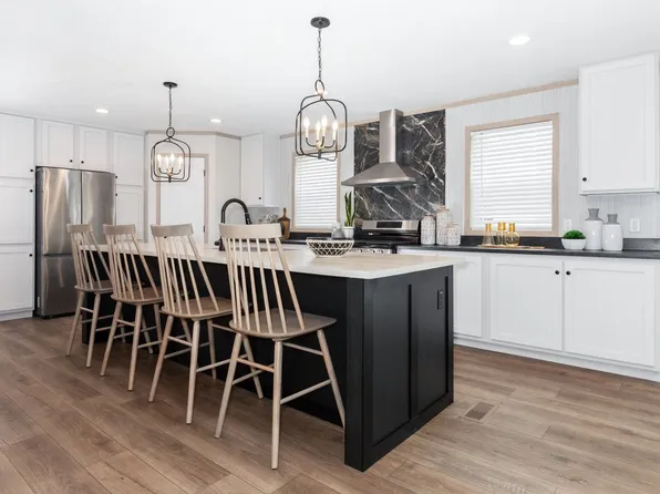 4206 Twin Ter #5, Kalamazoo, MI 49002