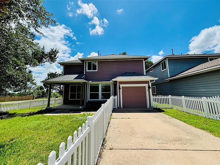 100 Crockett Rd — Photo 26