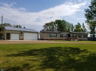 13419 Highway 13 St, Gwinner, ND 58040