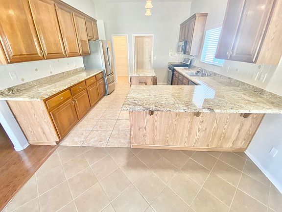 2nd image of 5501 Honey Mesquite Ln