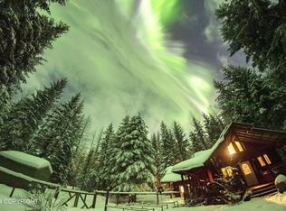 2 Greenling Ave, Gustavus, AK 99826