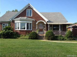 84 Brinker Rd, Lackawanna, NY 14218