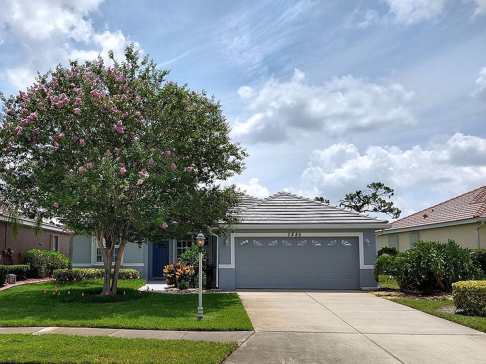 1st image of 2886 Royal Palm Dr