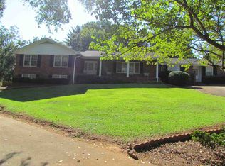 1419 Boiling Springs Rd, Spartanburg, SC 29303