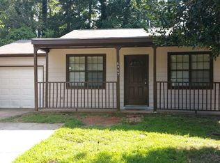 5367 Ridge Forest Dr, Stone Mountain, GA 30083