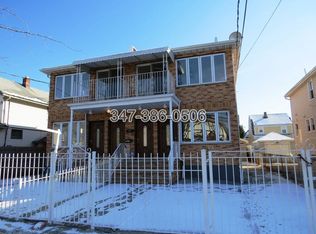 14121 249th St, Rosedale, NY 11422