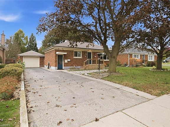3rd image of 83 Fairview Dr