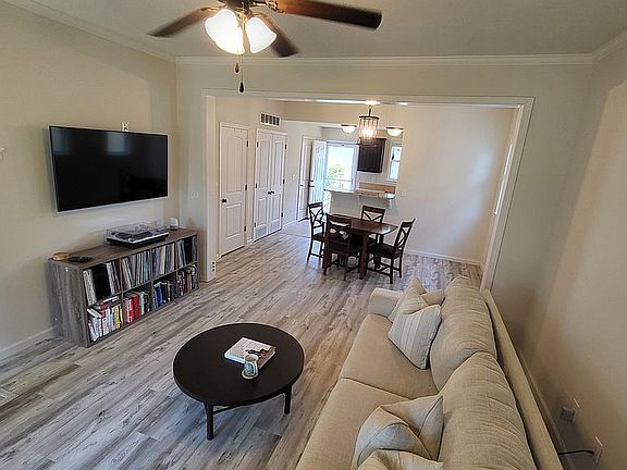 5th image of 2611 Valentine Ln