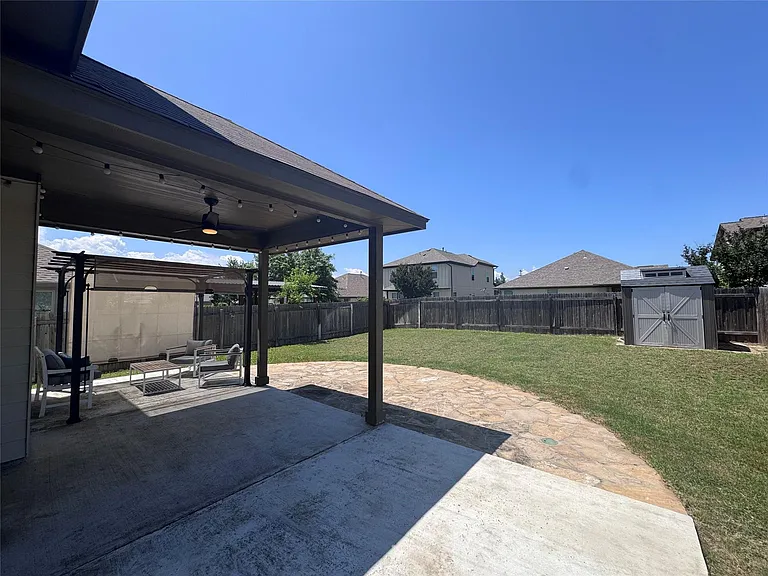 321 Callahan Ln — Photo 33