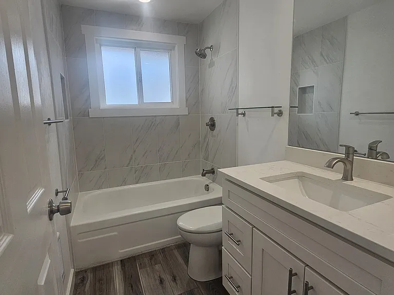 13936 SE Powell Blvd — Photo 15