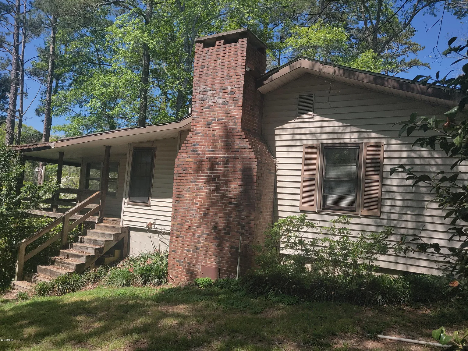 143 Napier Dr photo 1