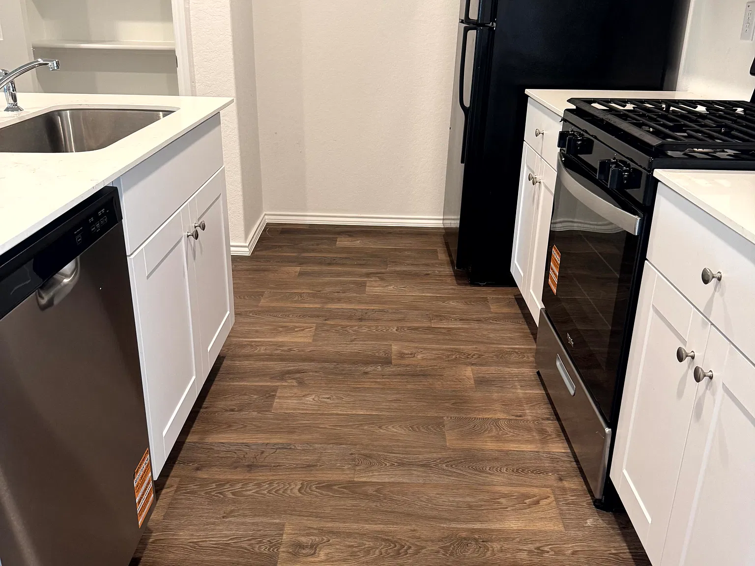 3 bed, 1434 sqft, $1,749 — Photo 3