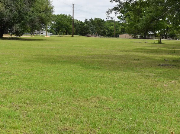 599 Vz County Road 3223, Wills Pt, TX 75169