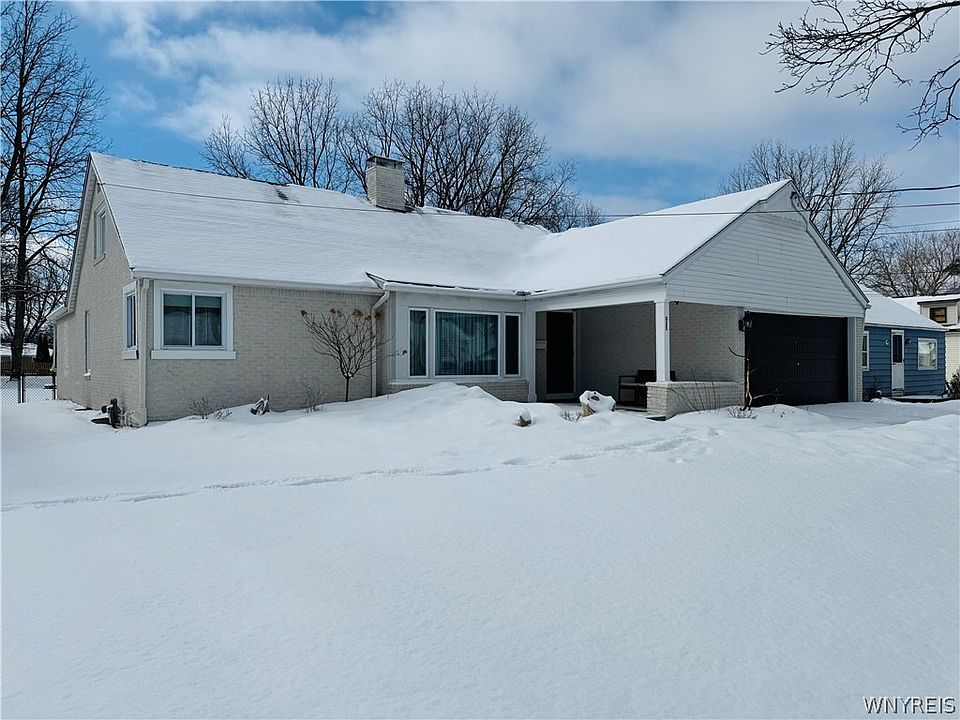 1st image of 311 Rumbold Ave
