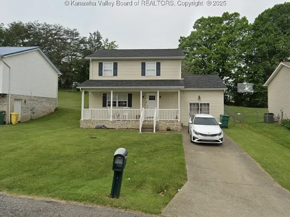 412 Carriage Way, Hurricane, WV 25526