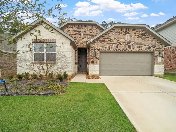 1045 Dancing Feather St, Montgomery, TX 77316