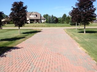 5079 Prunella Dr, Almont, MI 48003