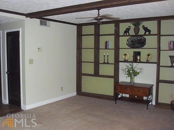 3rd image of 97 Northdale Pl