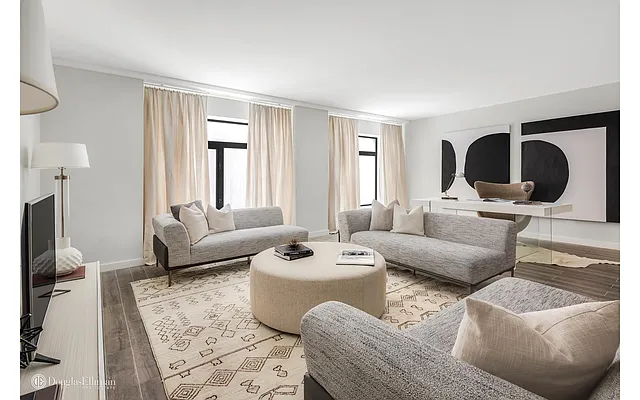 Sold by Douglas Elliman | media 22