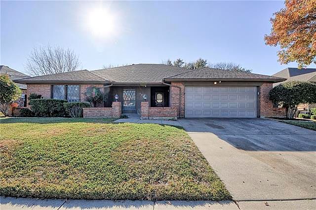 1st image of 1424 Country Meadows Dr