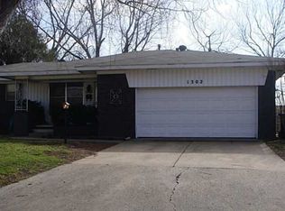 1302 Glenwood St, Norman, OK 73069