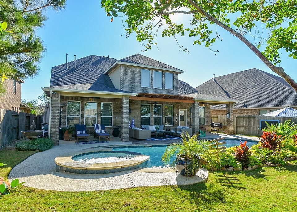 1st image of 6526 Arroyo Springs Ln