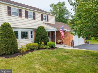 284 Manor Rd, Harleysville, PA 19438