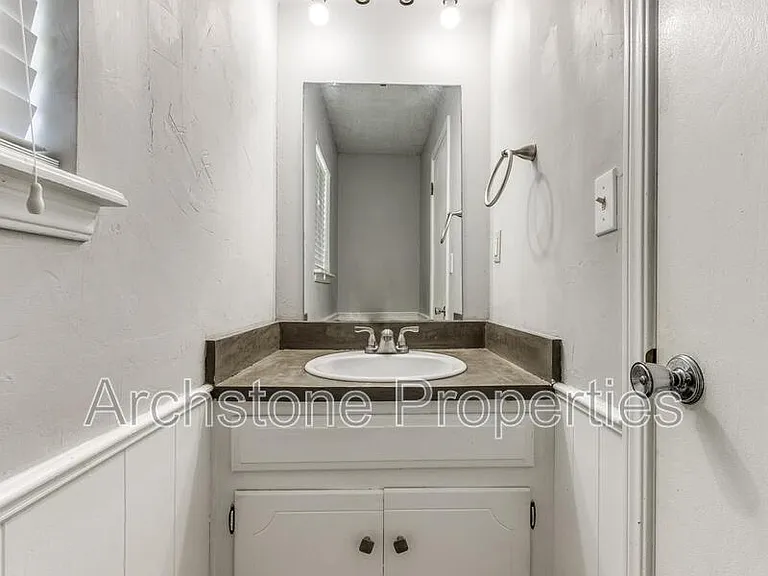 2524 Boxwood Ave — Photo 19