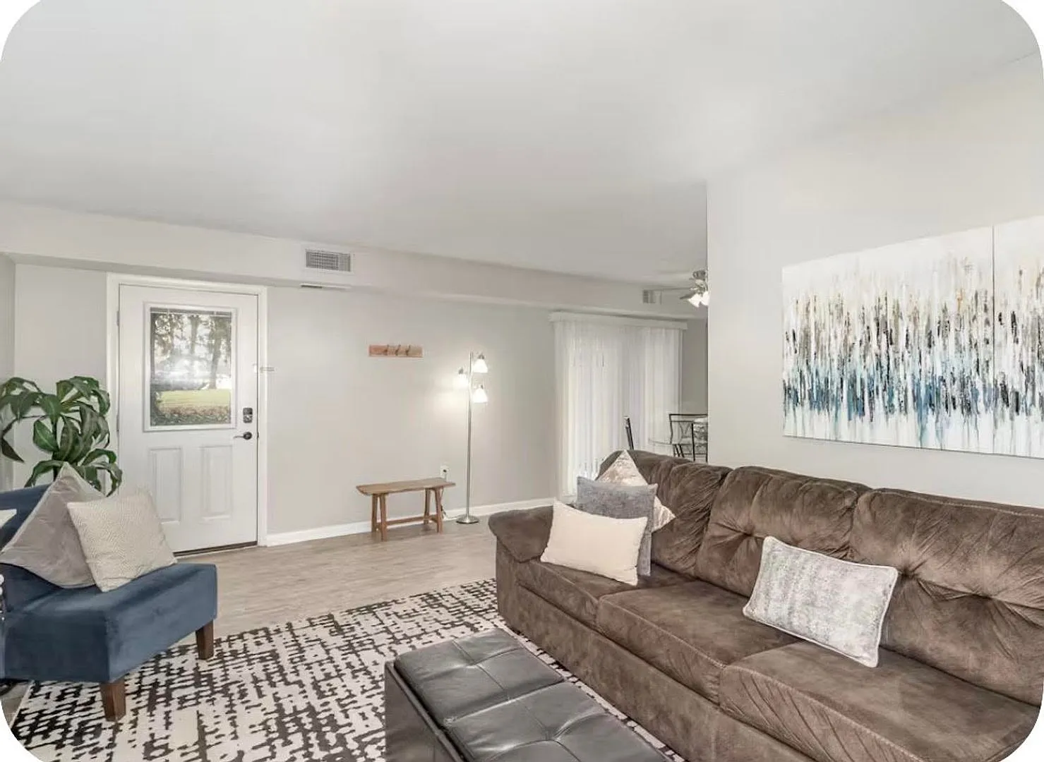 Beautiful two bedroom one bath in Quiet Community in Hummelstown — Photo 1