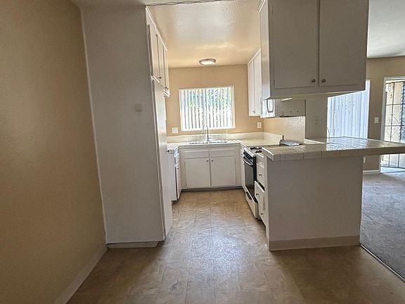 5th image of 3829 39th St APT 6