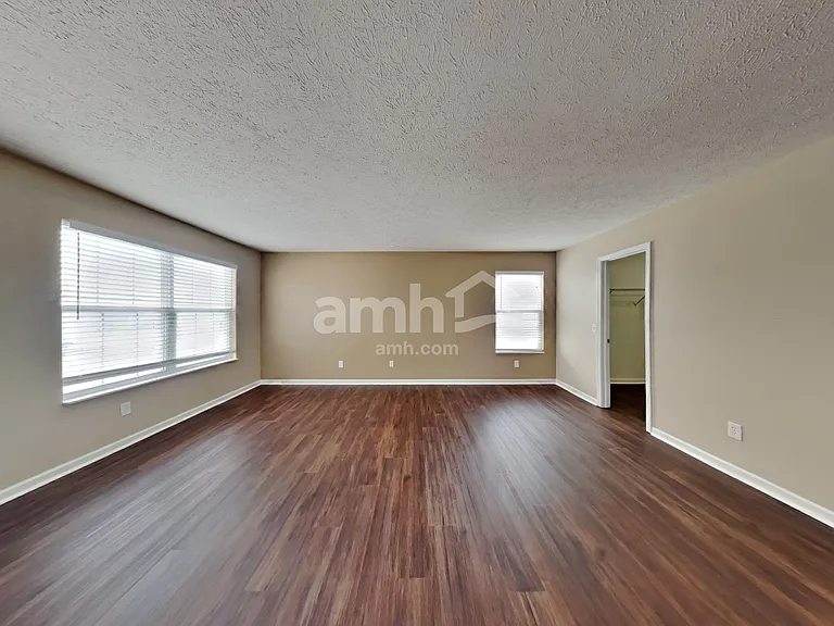 18834 Planer Dr — Photo 12