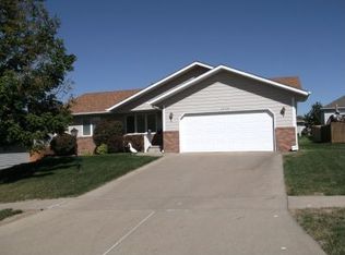 2009 Bayberry Ct, Sioux City, IA 51104