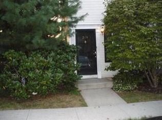 2174 Kent Ct, Mahwah, NJ 07430