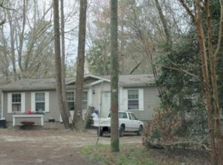 6405 Ed Frances Ln, Hayes, VA 23061
