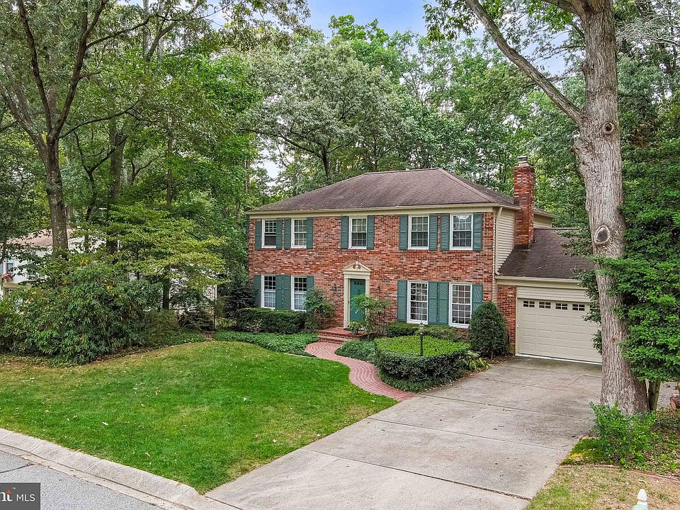 1st image of 620 Bay Hills Dr