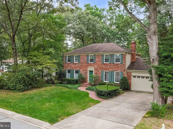 620 Bay Hills Dr, Arnold, MD 21012