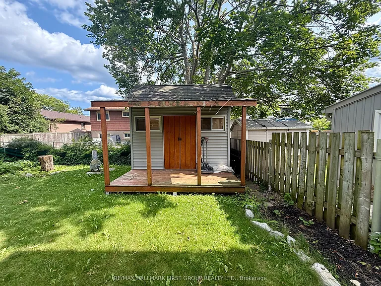 906 Cecylia Ct — Photo 25