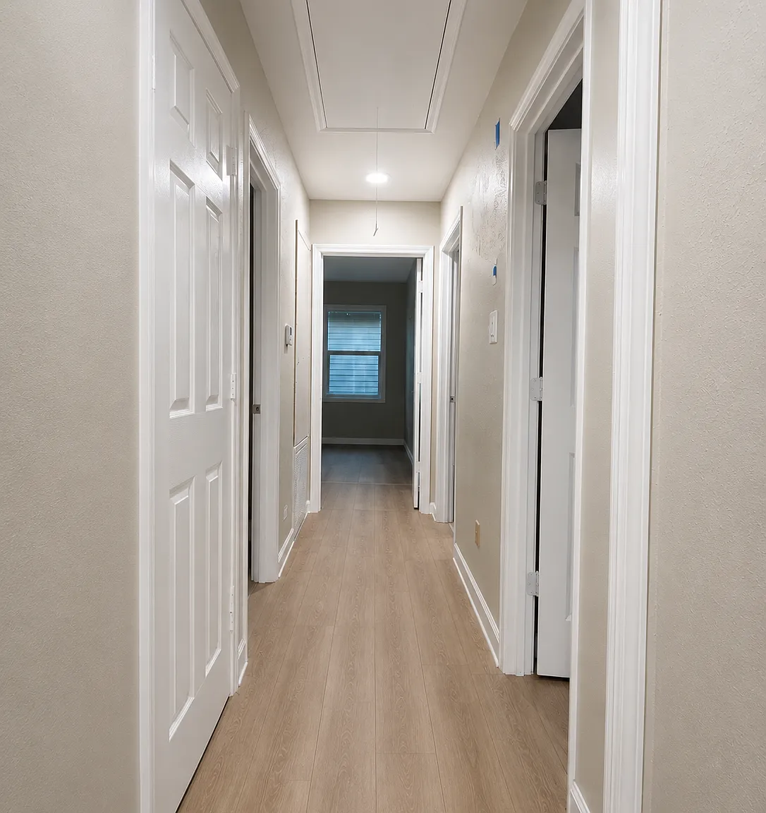4 bed, 2.0 bath, 1558 sqft, $2,150 — Photo 3