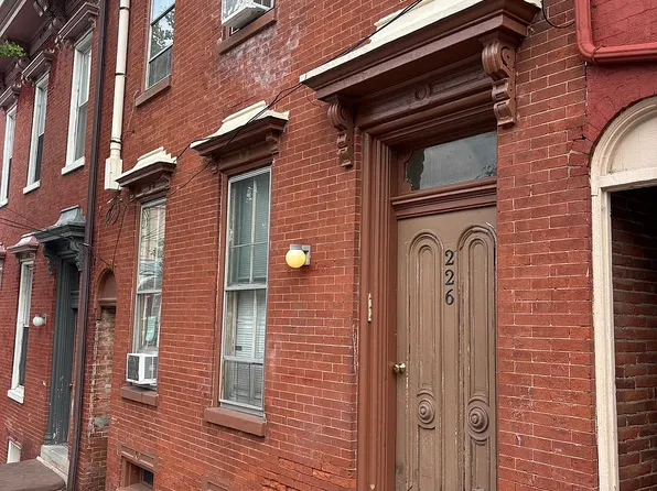 226 W Vine St APT 2, Lancaster, PA 17603
