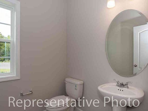 5th image of 111 Perigno Dr