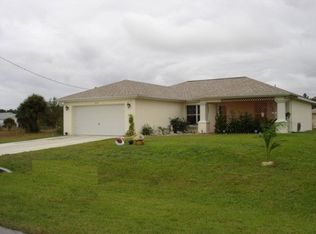 6121 Holt Ct, Fort Myers, FL 33905