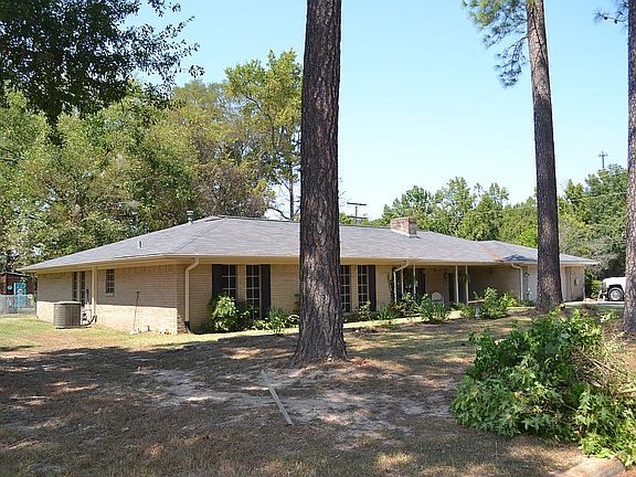 2nd image of 102 Wayside Dr