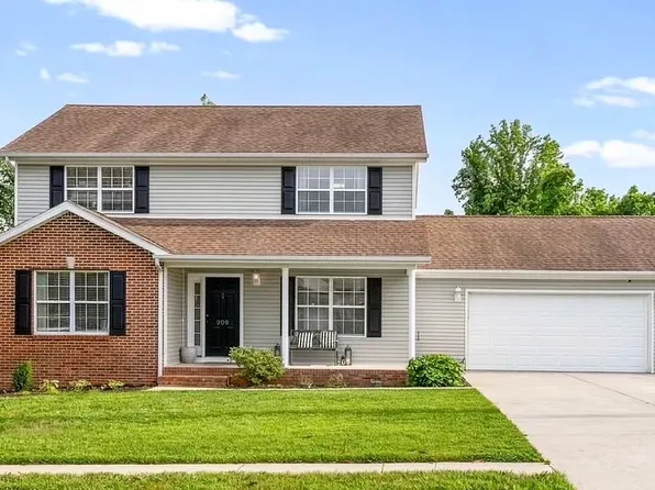 909 Wing Tip Cir, Hopkinsville, KY 42240