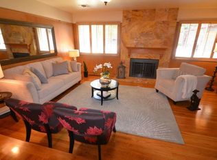 332 Jessie Ln, Mountain View, CA 94041