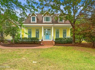 6201 Pebble Shore Ln, Southport, NC 28461