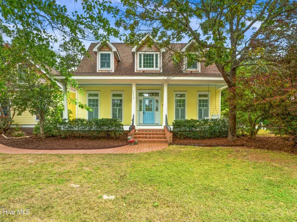 6201 Pebble Shore Lane, Southport, NC 28461