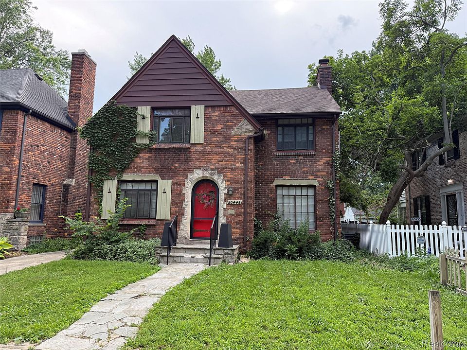 1st image of 20445 Briarcliff Rd