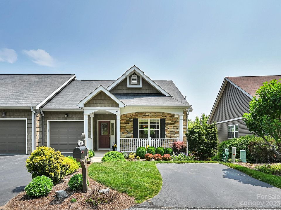 1st image of 49 Headwater Dr